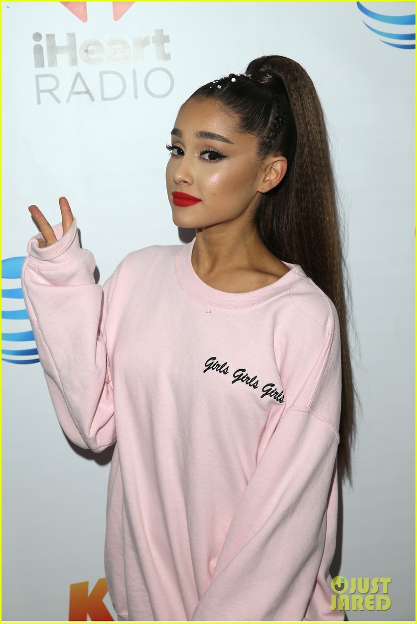 Pink ariana store grande sweatshirt